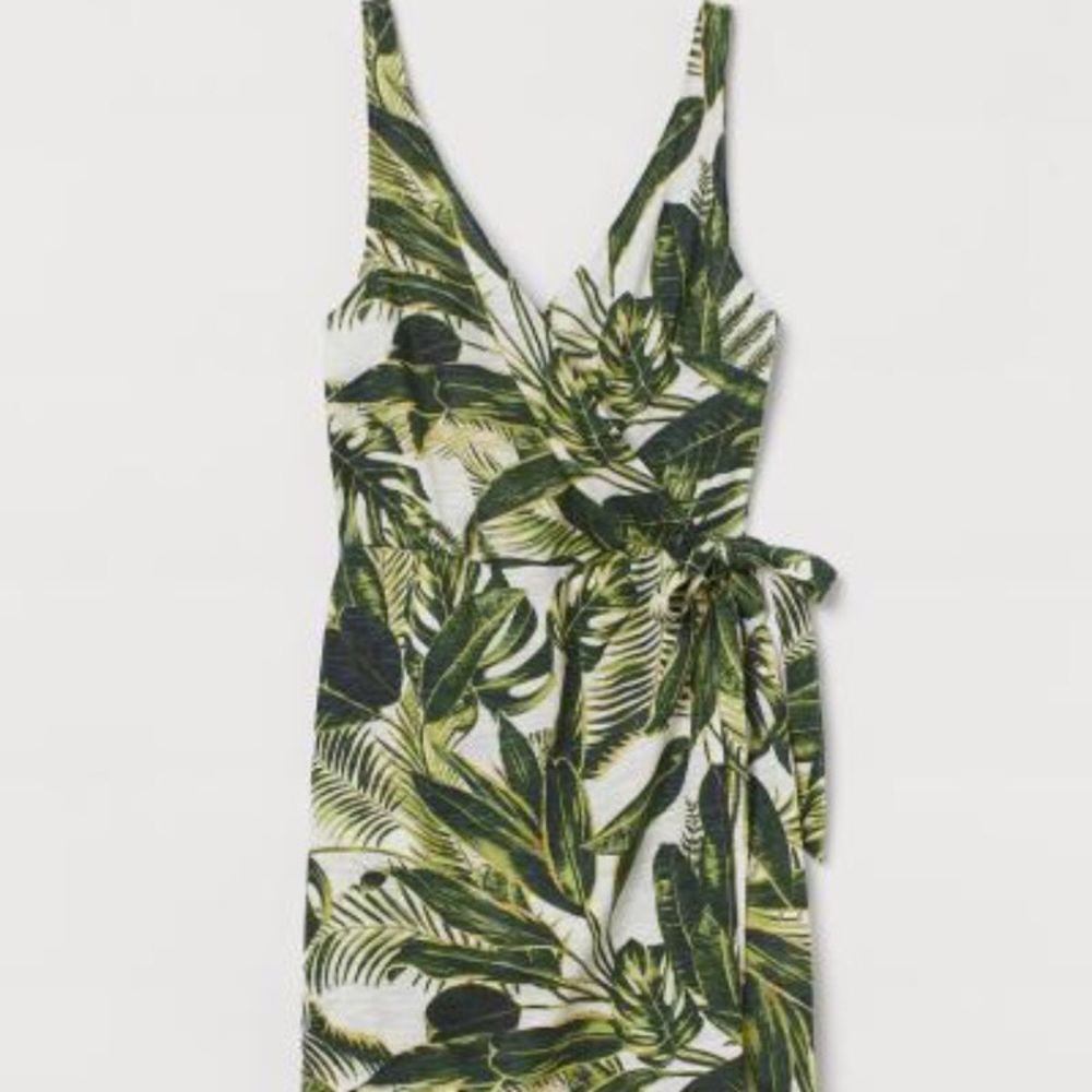 V-neck dress